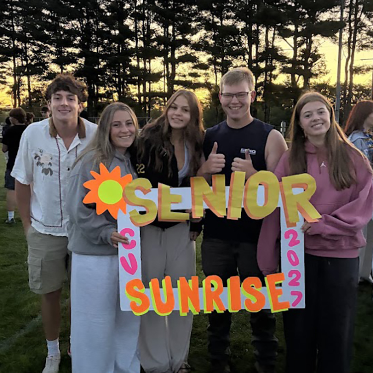 Seniors Gather For Senior Sunrise